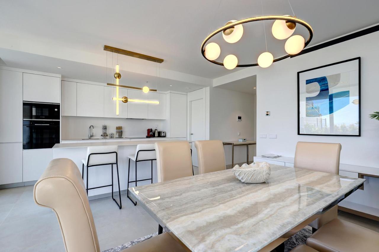 Apartamento 092 - Modern, Spacious El Higueron With Private Garden & Bbq *
